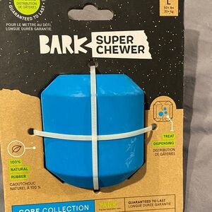 Bark Super Chewer Blue Treat Dispenser